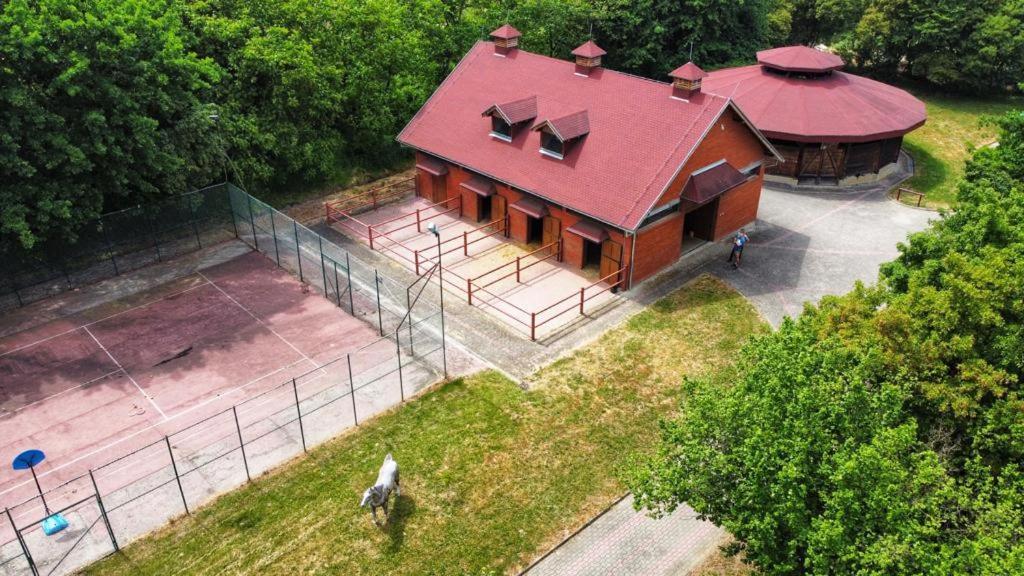 Kruševac Amigosranchヴィラ エクステリア 写真